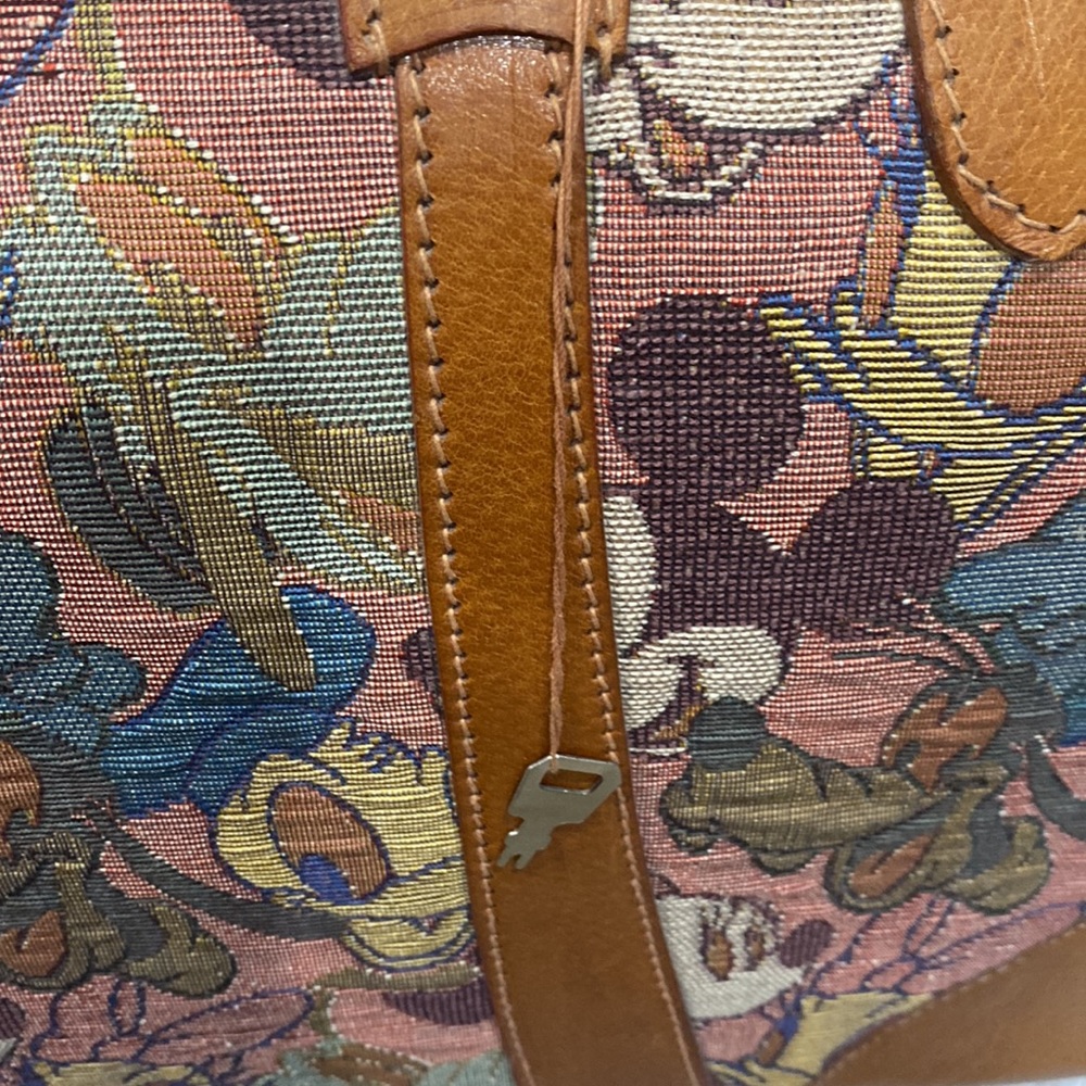 Disney trunk case - Picture 6 of 16